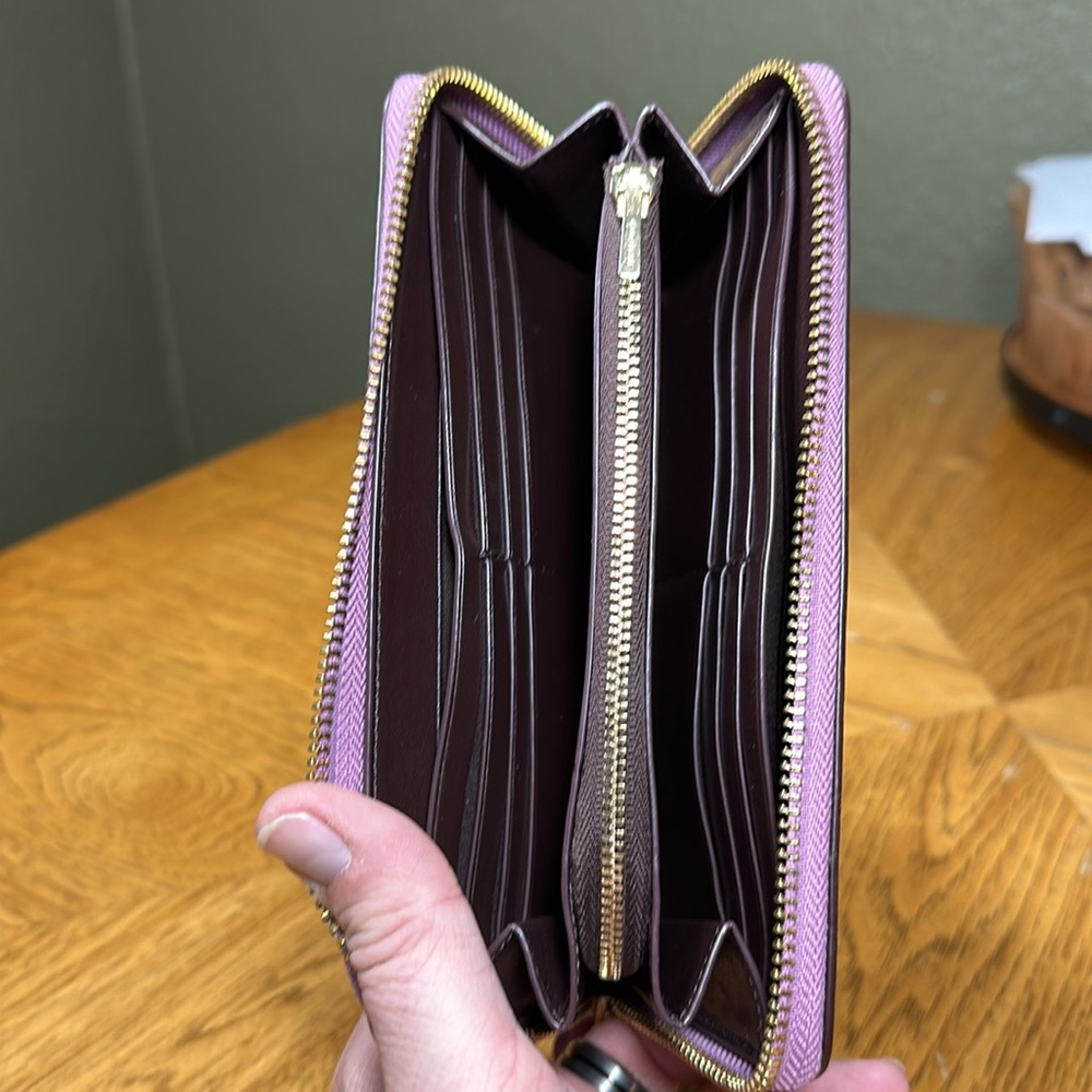 *HTF COLOR* COACH Accordion Zip Wallet With Wristlet Strap - Picture 11 of 16